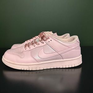 Nike Retro Dunk Low - Pink, Size 8 Men